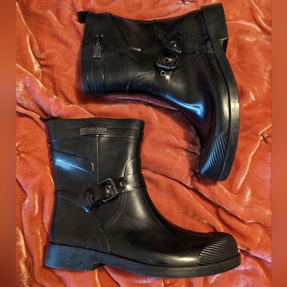 Coach Shoes - Coach Lester sz 9 Black Rain Boots ☔